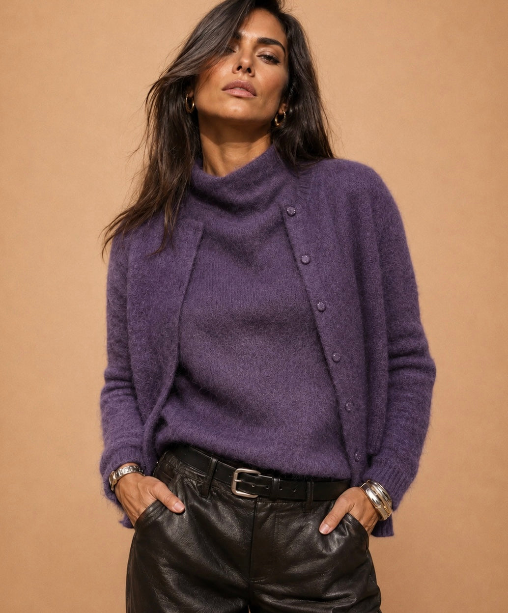 Blouses, Tops & Knitwear