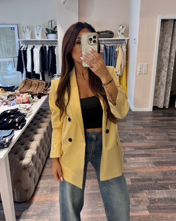 Lucia Blazer