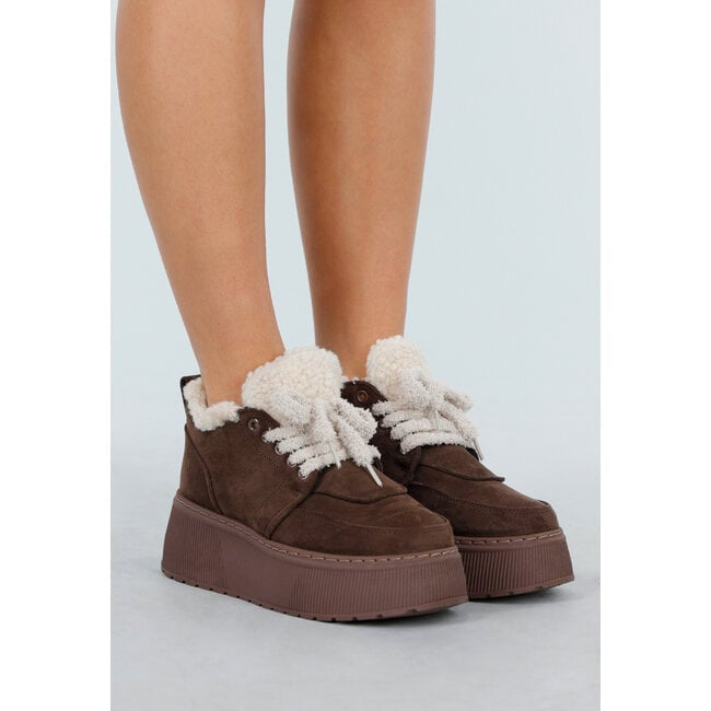 PLATFORM SNEAKER – BROWN