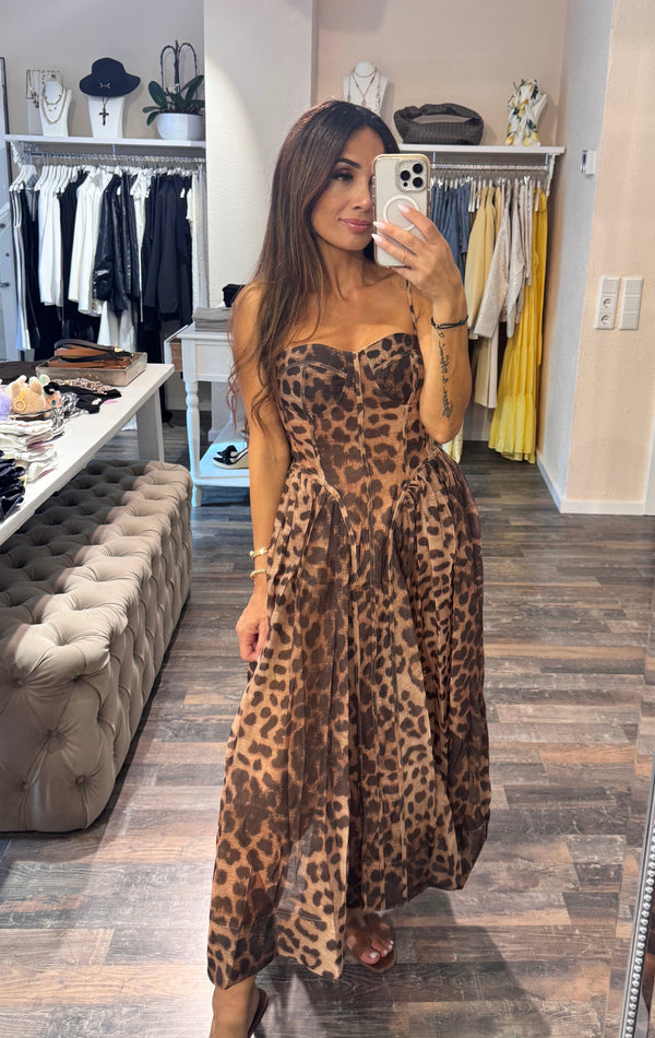 Leo Luxe Midi Dress