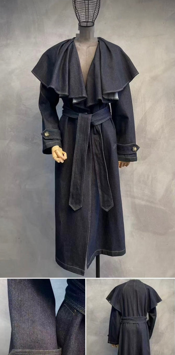 Trenchcoat Blue Élegance
