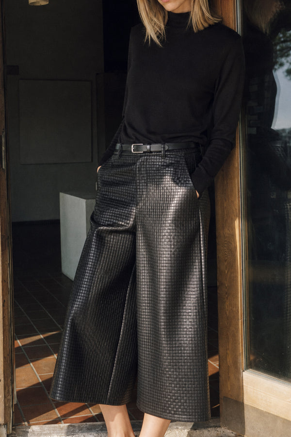 CROCO CULOTTE – BLACK