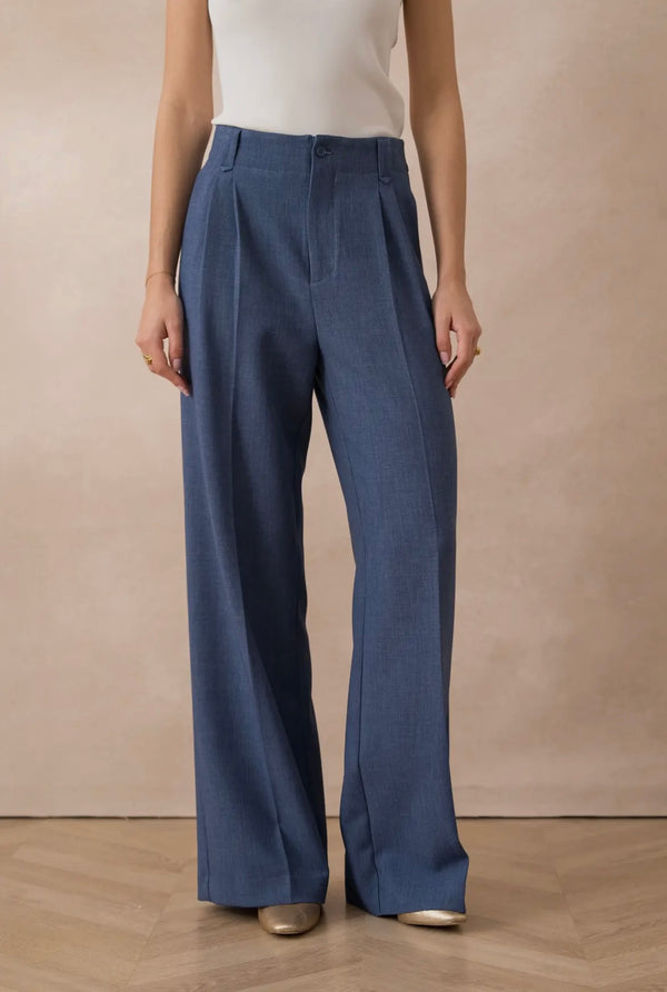 Hose Aura