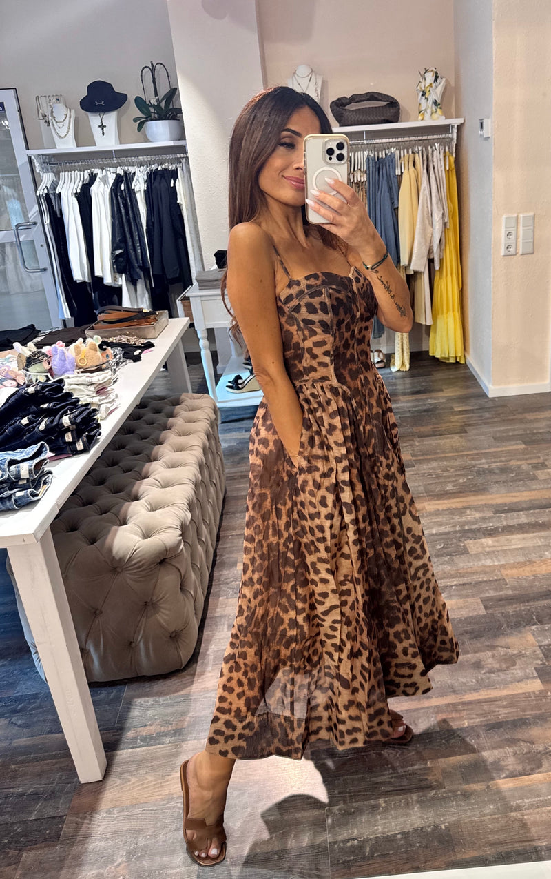 Leo Luxe Midi Dress