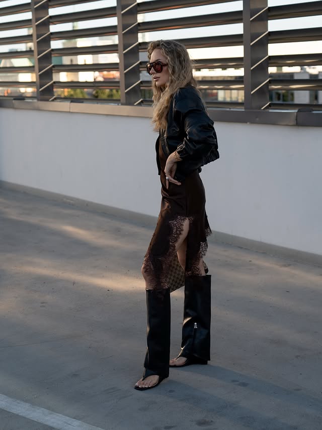 Lace Statement Dress - Chocolate
