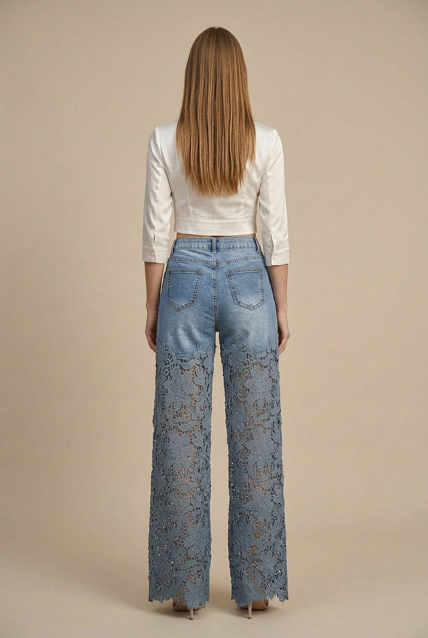 LÉANA LACE JEANS
