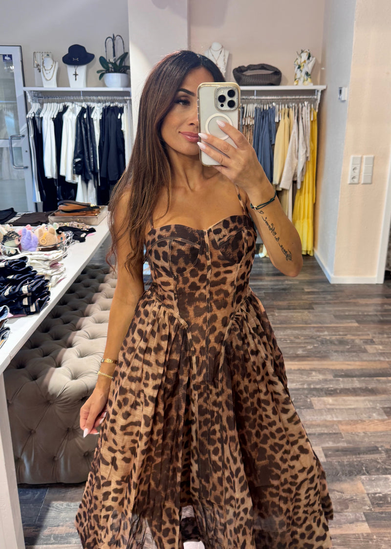 Leo Luxe Midi Dress