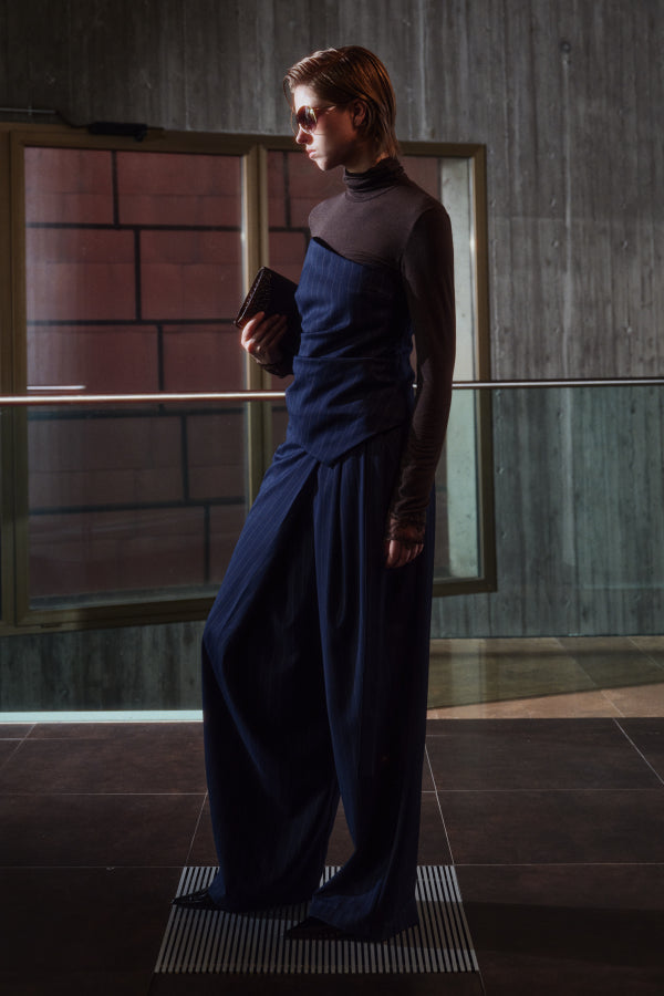 PINSTRIPE BANDEAU-TOP