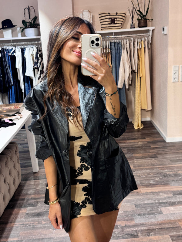 Noir Luxe Blazer