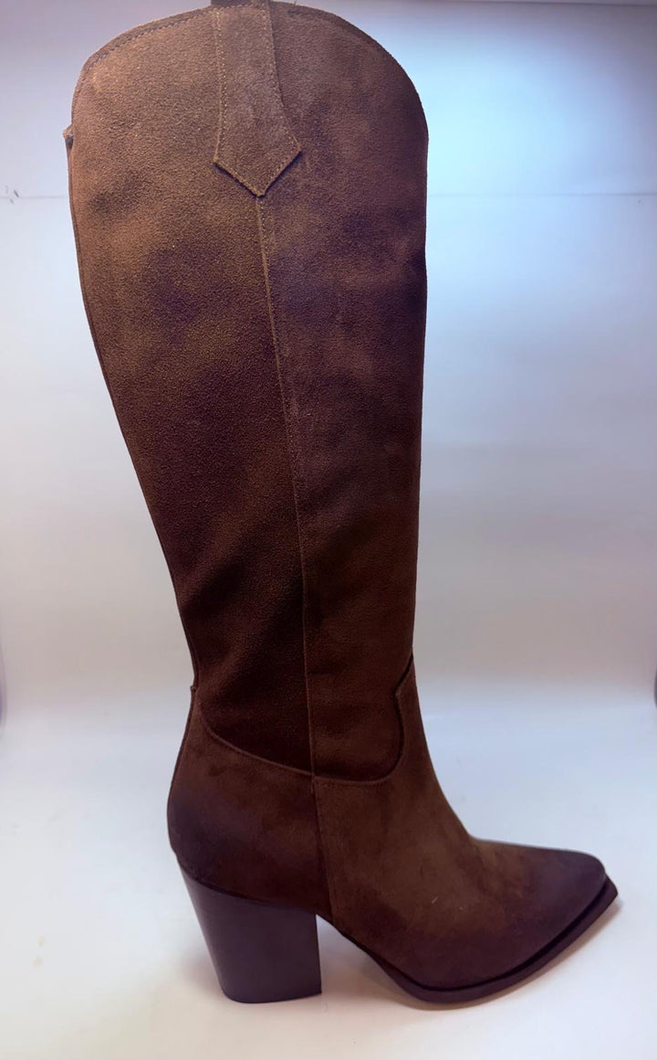 SUEDE BOOT - BROWN